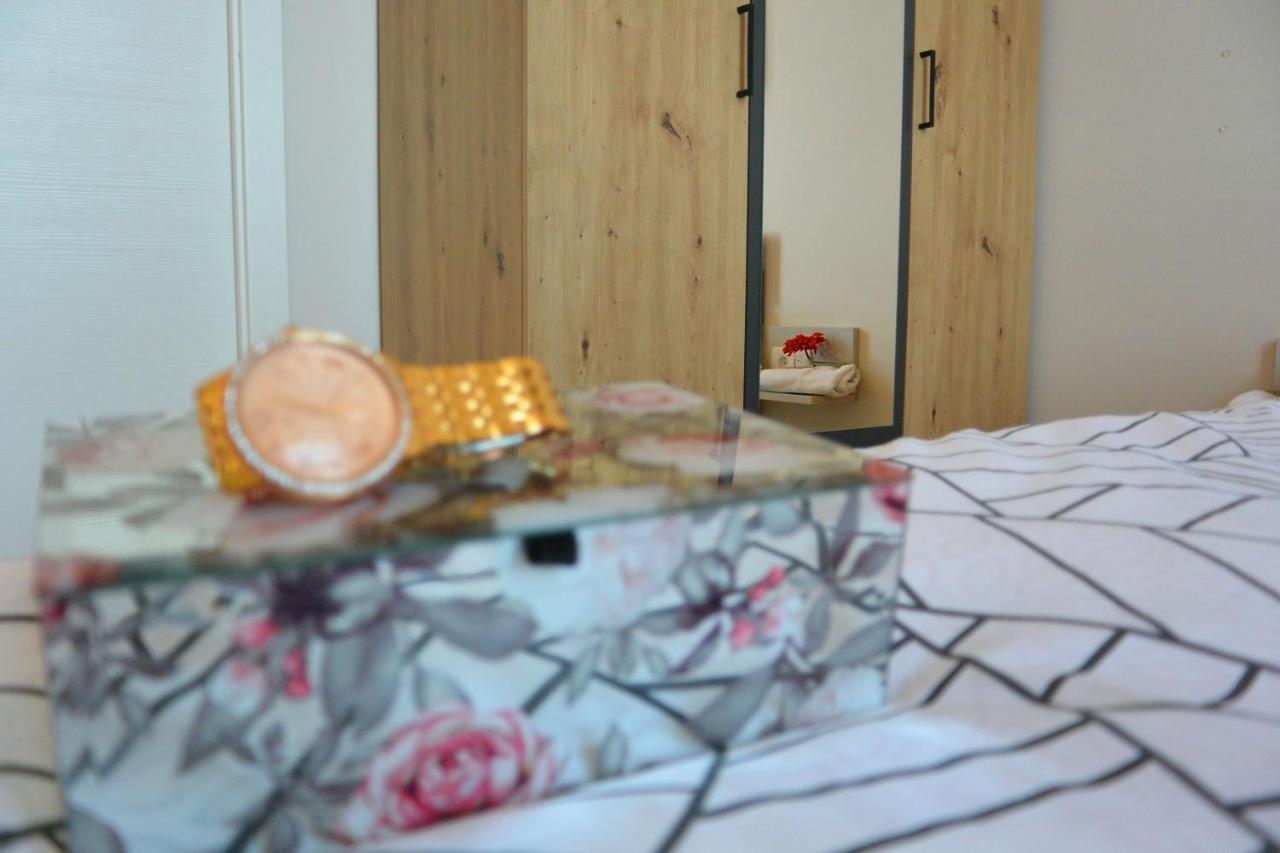 Center Vibes Lux Appartement Rijeka Buitenkant foto